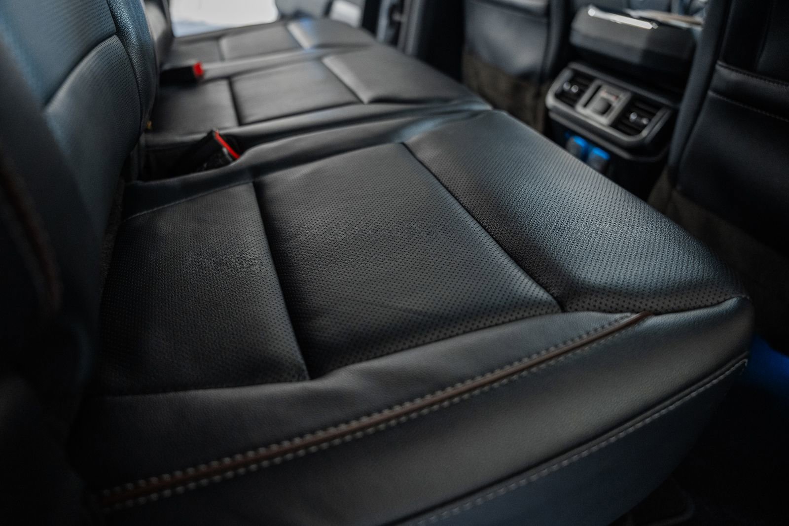 Certified 2023 Ford F150 Lariat w/ Equipment Group 502A High image 41