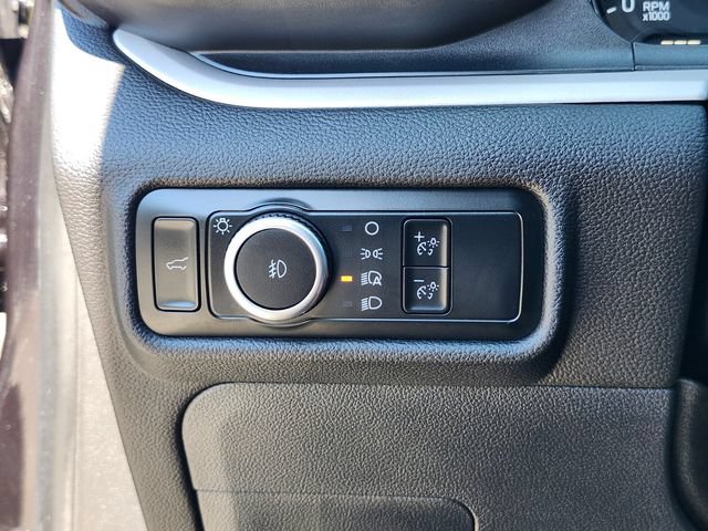 Certified 2023 Ford Explorer XLT w/ Equipment Group 202A AWD/4WD image 25