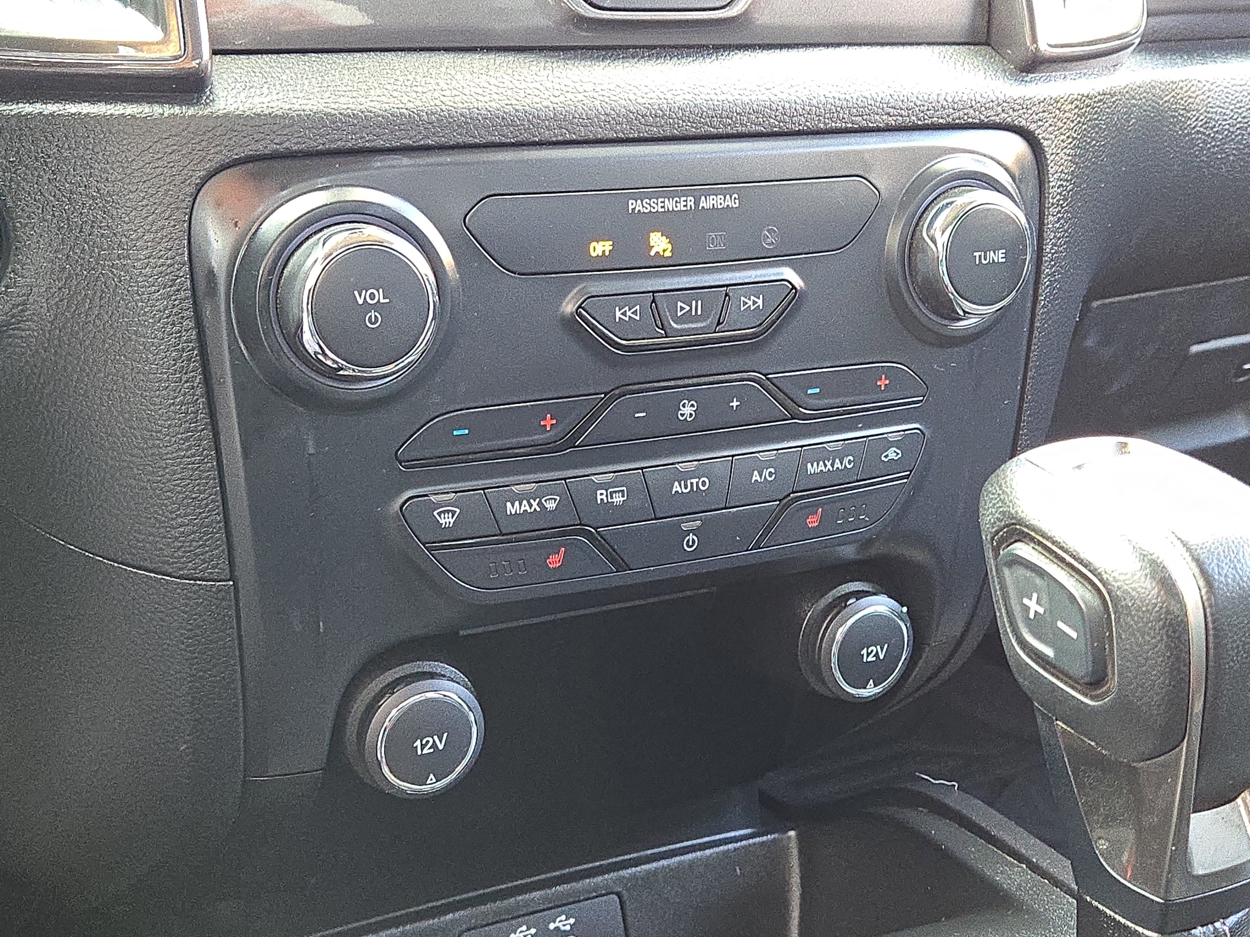 Certified 2020 Ford Ranger Lariat w/ Equipment Group 501A Mid image 26