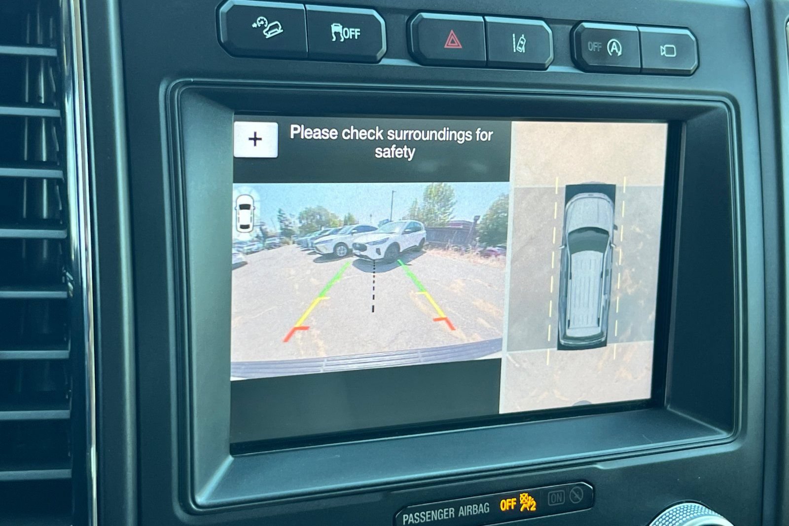 Certified 2019 Ford Expedition Limited w/ Special Edition Package AWD/4WD image 22