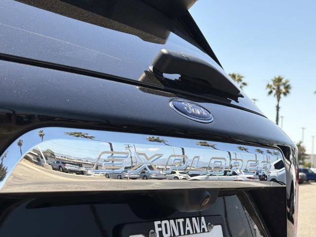 Certified 2023 Ford Explorer XLT RWD image 9