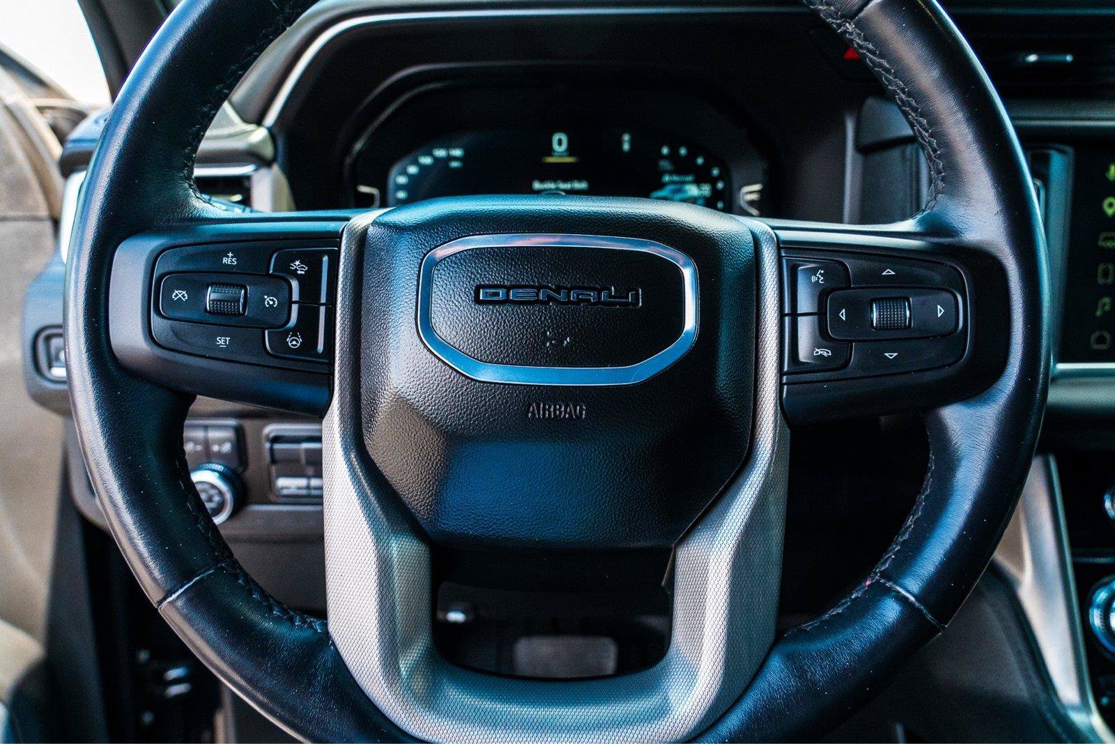 Used 2024 GMC Yukon Denali w/ Advanced Technology Package AWD/4WD image 13