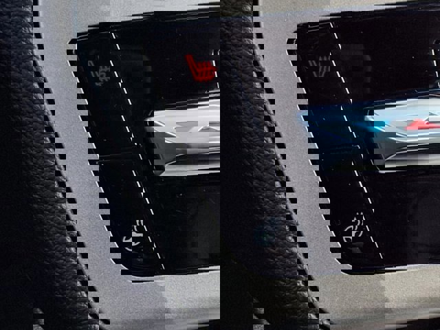 Certified 2024 Ford Explorer XLT w/ Equipment Group 202A image 5