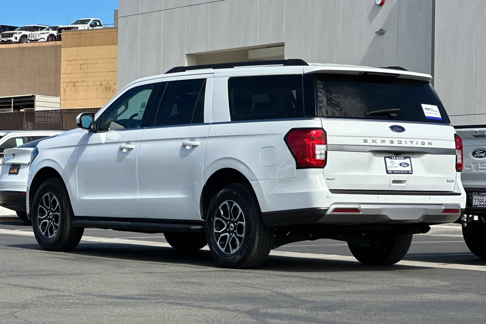 Certified 2024 Ford Expedition Max XLT RWD image 5