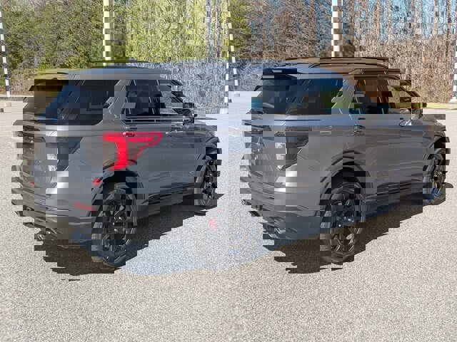 Certified 2023 Ford Explorer ST w/ Equipment Group 401A image 5