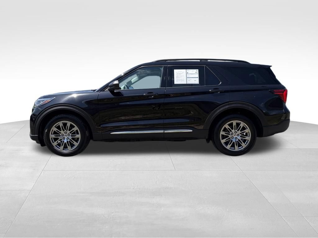 Certified 2025 Ford Explorer Active w/ Active Comfort Package AWD/4WD image 4