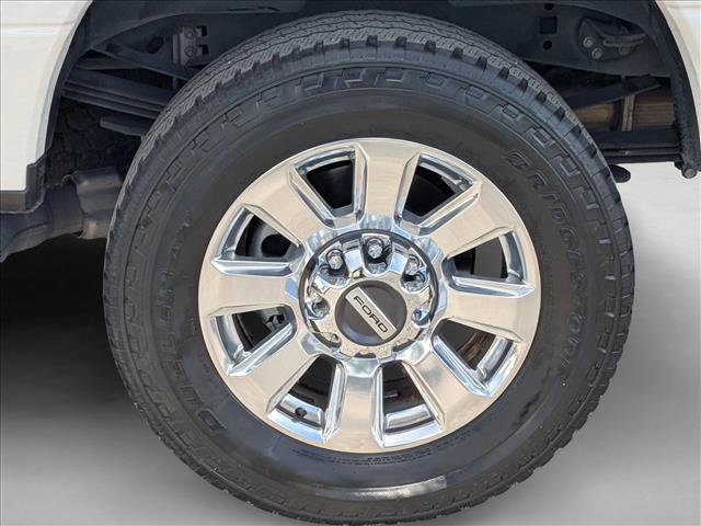 Certified 2022 Ford F350 Platinum w/ FX4 Off-Road Package image 24