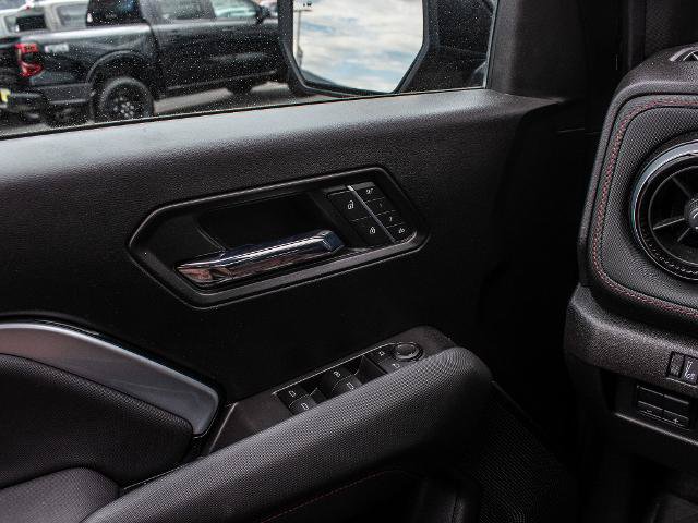 Used 2023 Chevrolet Colorado Z71 w/ Z71 Convenience Package 2 AWD/4WD image 17