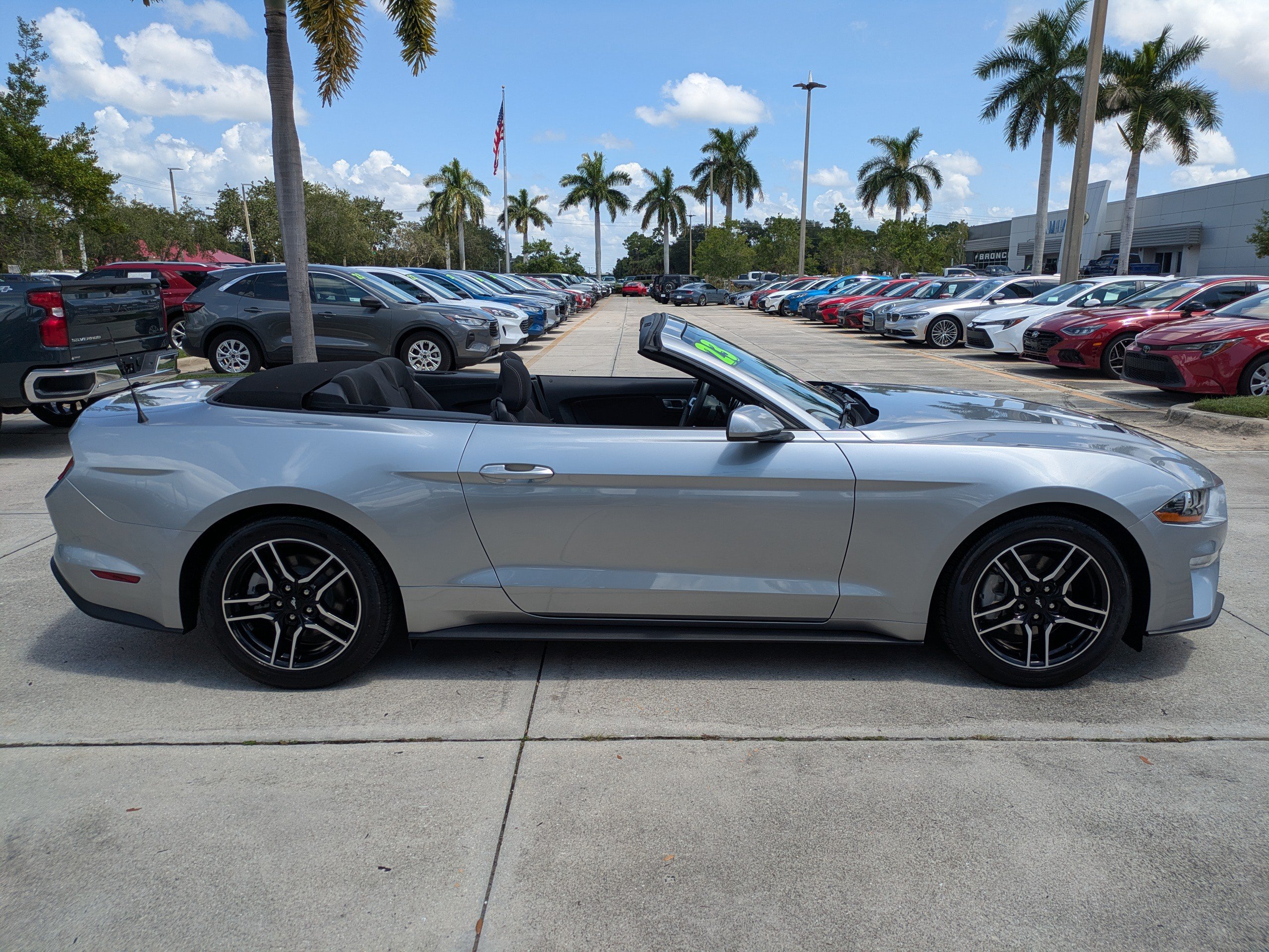 Certified 2023 Ford Mustang Convertible w/ Equipment Group 101A RWD image 3