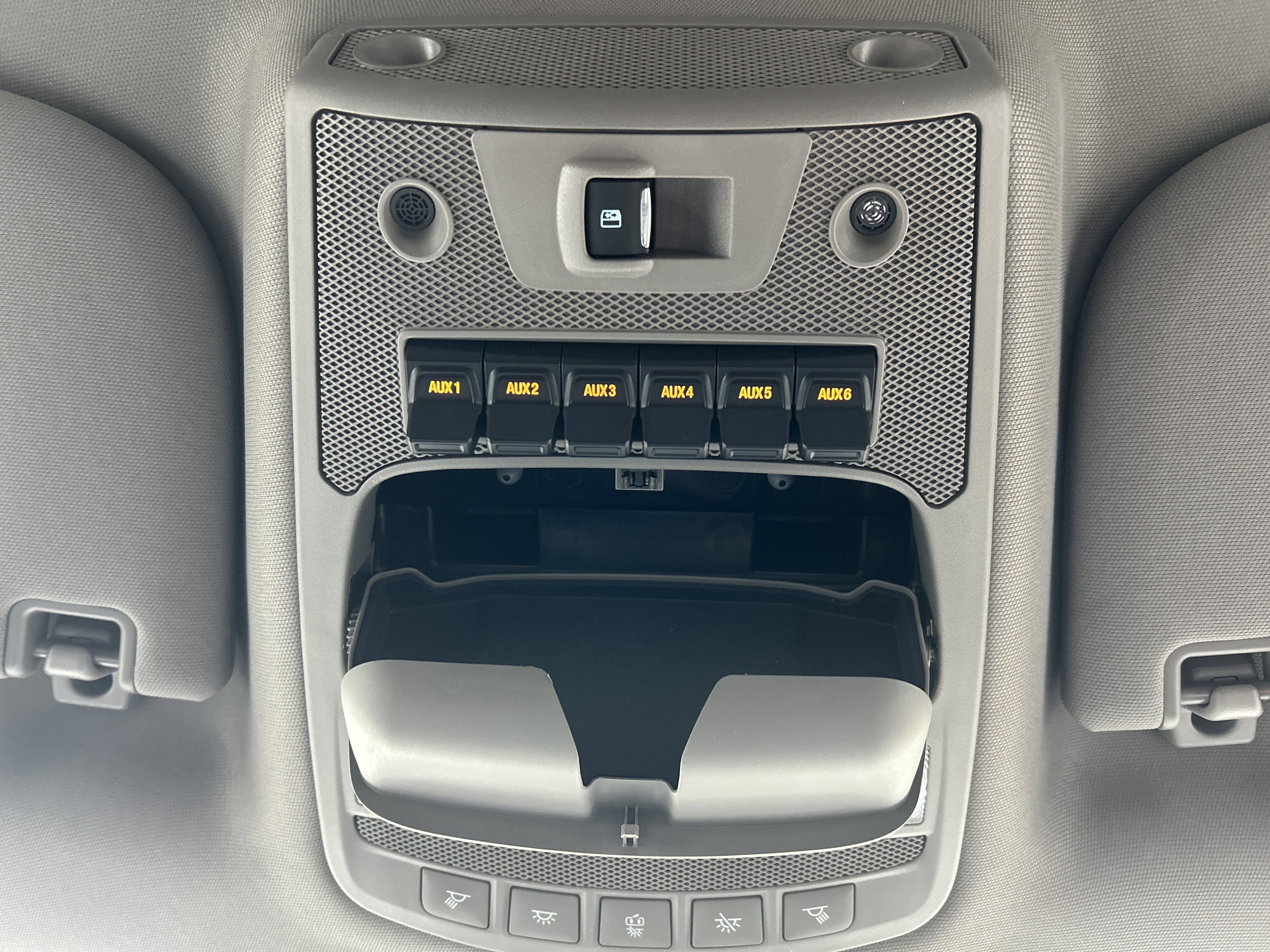 Certified 2020 Ford F350 Lariat w/ Lariat Ultimate Package image 22