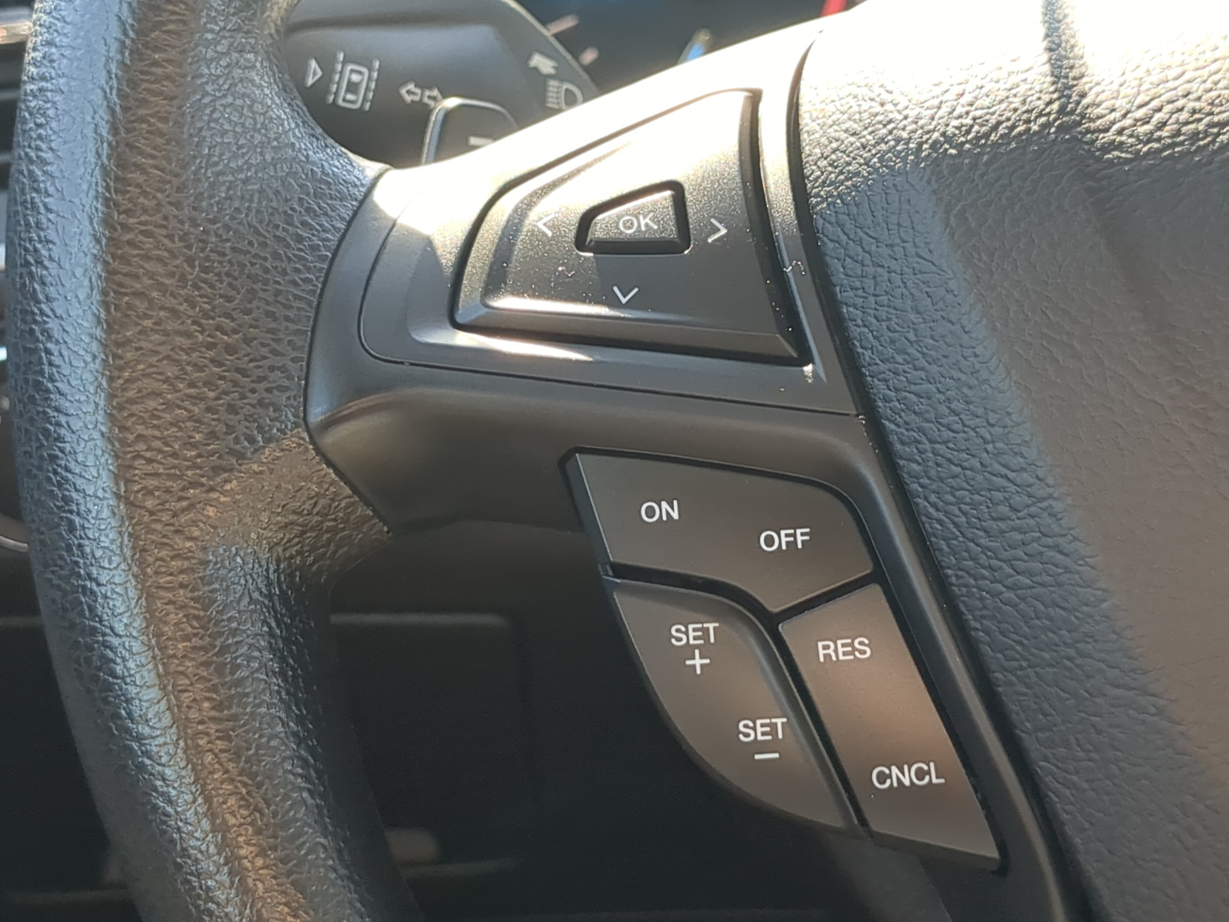 Certified 2019 Ford Edge SE w/ Cargo Accessory Package AWD/4WD image 21