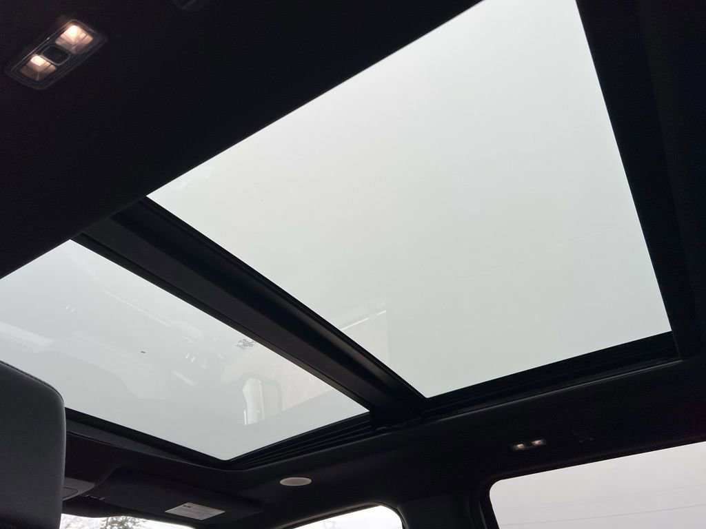 Certified 2022 Ford F150 Platinum w/ Equipment Group 701A High image 35