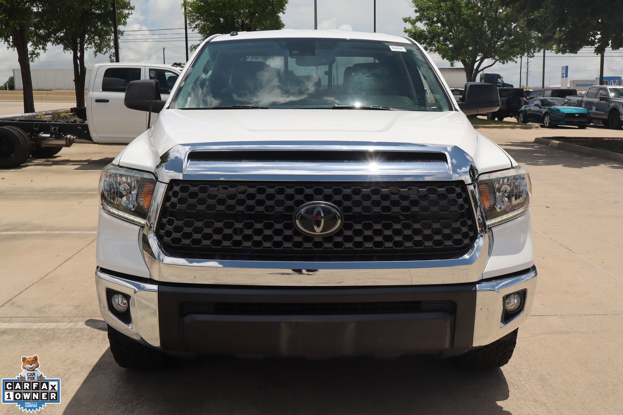 Used 2019 Toyota Tundra SR5 w/ SR5 Upgrade Package RWD image 9