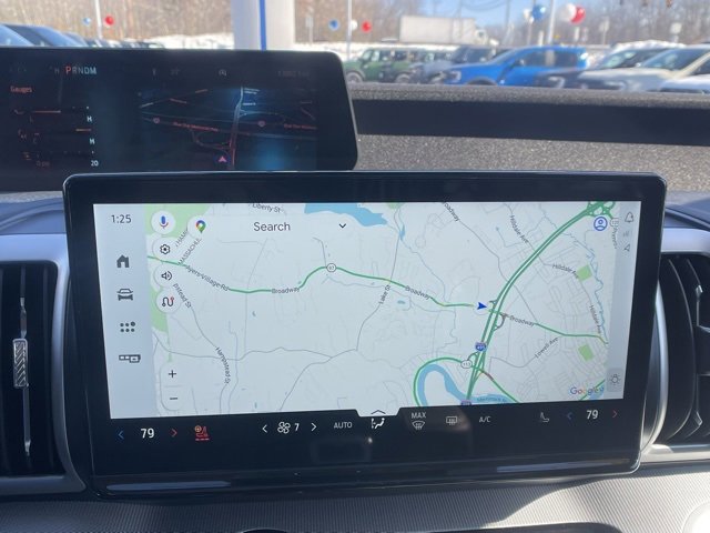 Certified 2025 Ford Expedition Active image 25