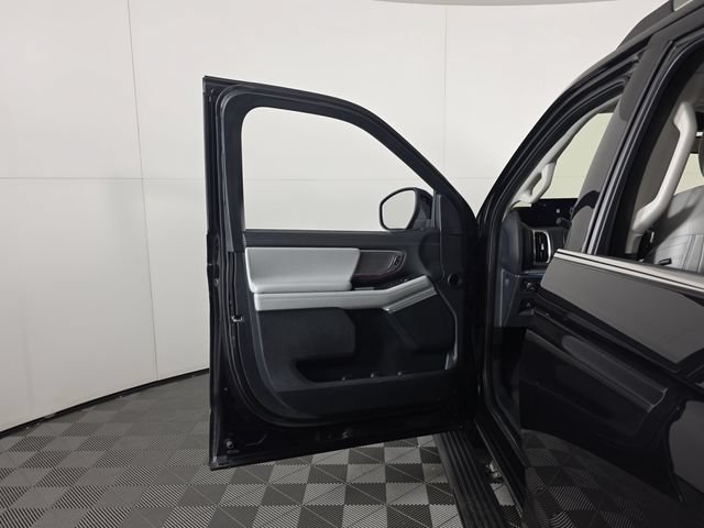 Certified 2025 Ford Expedition Max Platinum AWD/4WD image 23