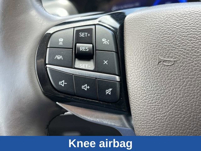 Certified 2023 Ford Explorer Platinum w/ Technology Package AWD/4WD image 39