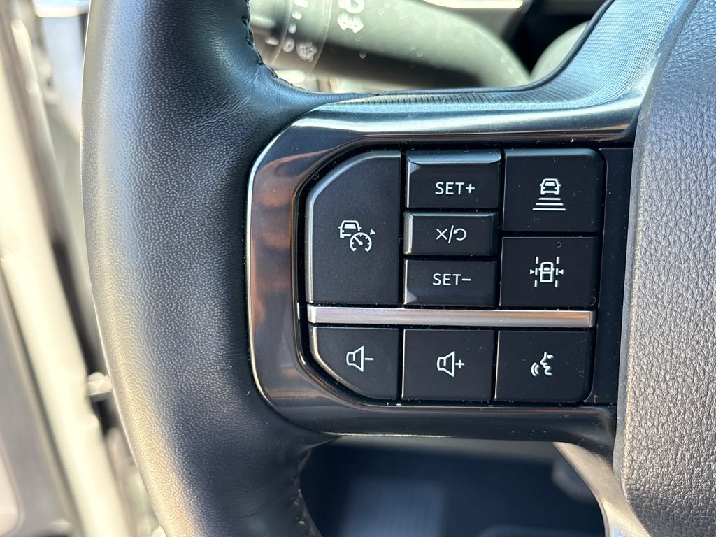 Certified 2025 Ford F250 Platinum AWD/4WD image 17