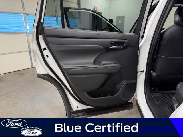 Used 2024 Toyota Highlander XSE FWD image 26