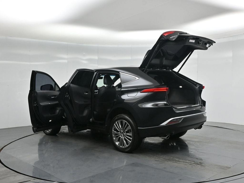 Used 2024 Toyota Venza Limited image 56