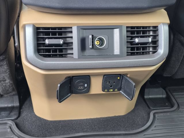 Certified 2023 Ford F150 Lariat w/ Trailer Tow Package AWD/4WD image 18