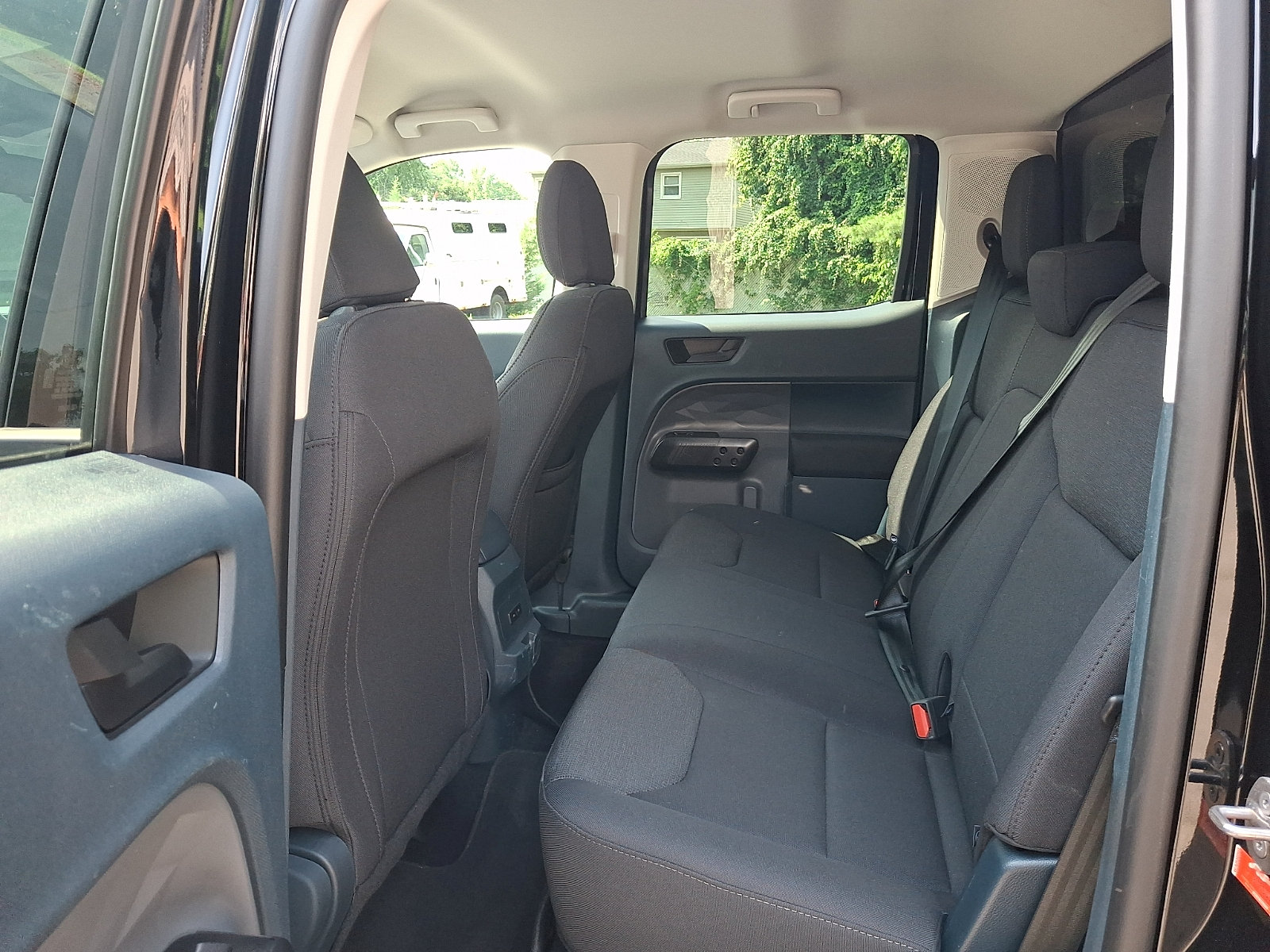 Certified 2025 Ford Maverick XL FWD image 11