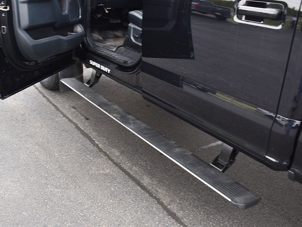 Certified 2022 Ford F350 Lariat w/ Lariat Ultimate Package AWD/4WD image 18