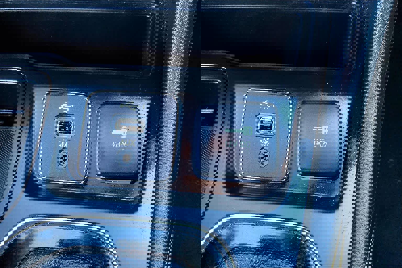 Used 2021 Jeep Cherokee Latitude Plus image 32