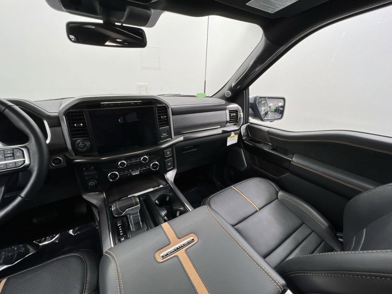 Certified 2023 Ford F150 Platinum w/ Equipment Group 701A High image 11