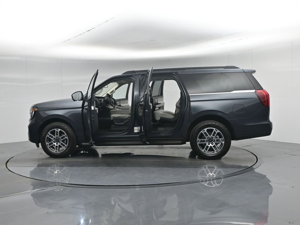 Certified 2025 Ford Expedition Max Active AWD/4WD image 40