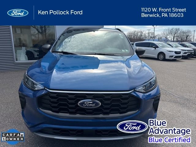 Certified 2023 Ford Escape ST-Line w/ Tech Pack #1 AWD/4WD image 3