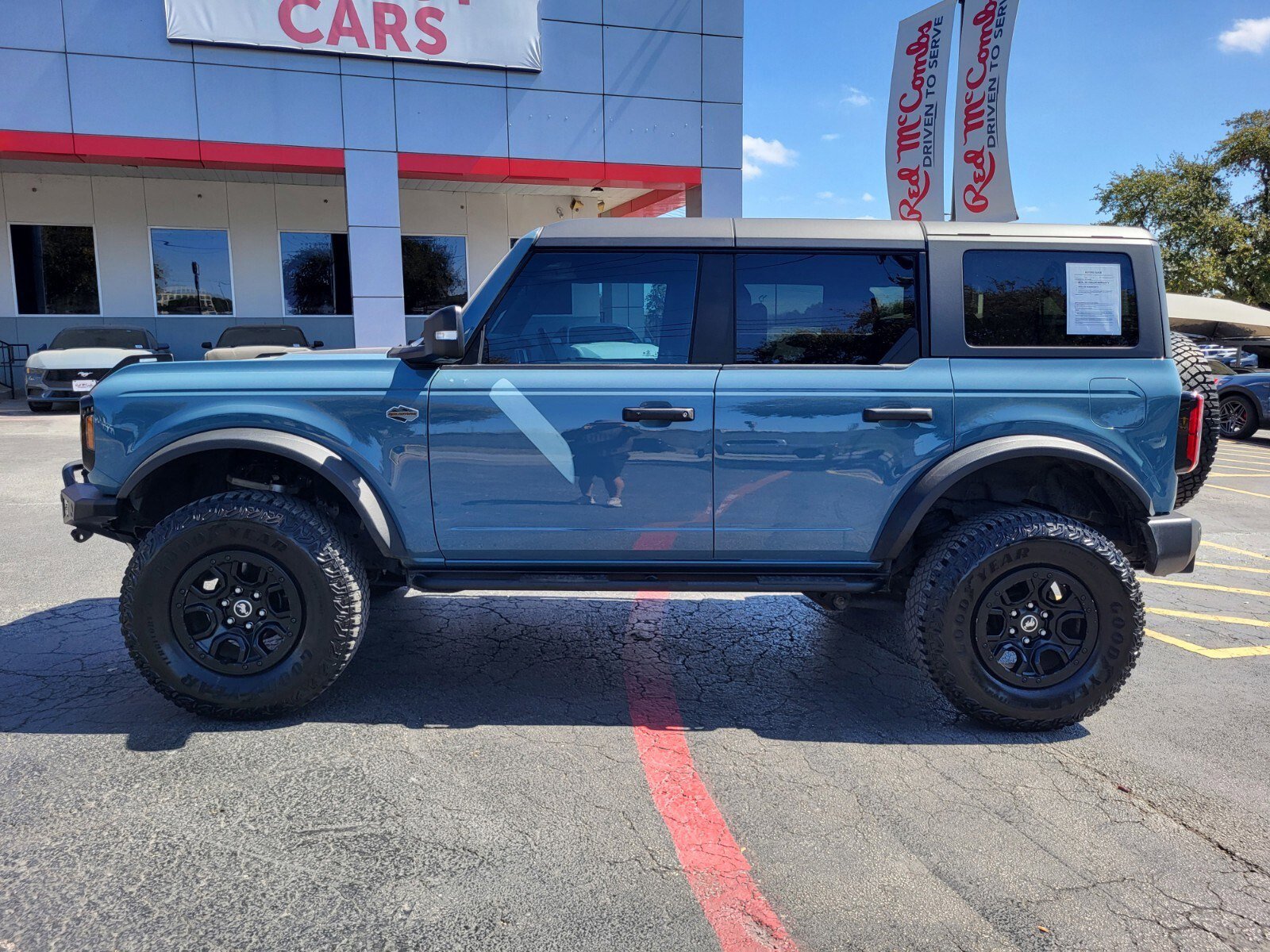 Certified 2022 Ford Bronco Wildtrak image 7