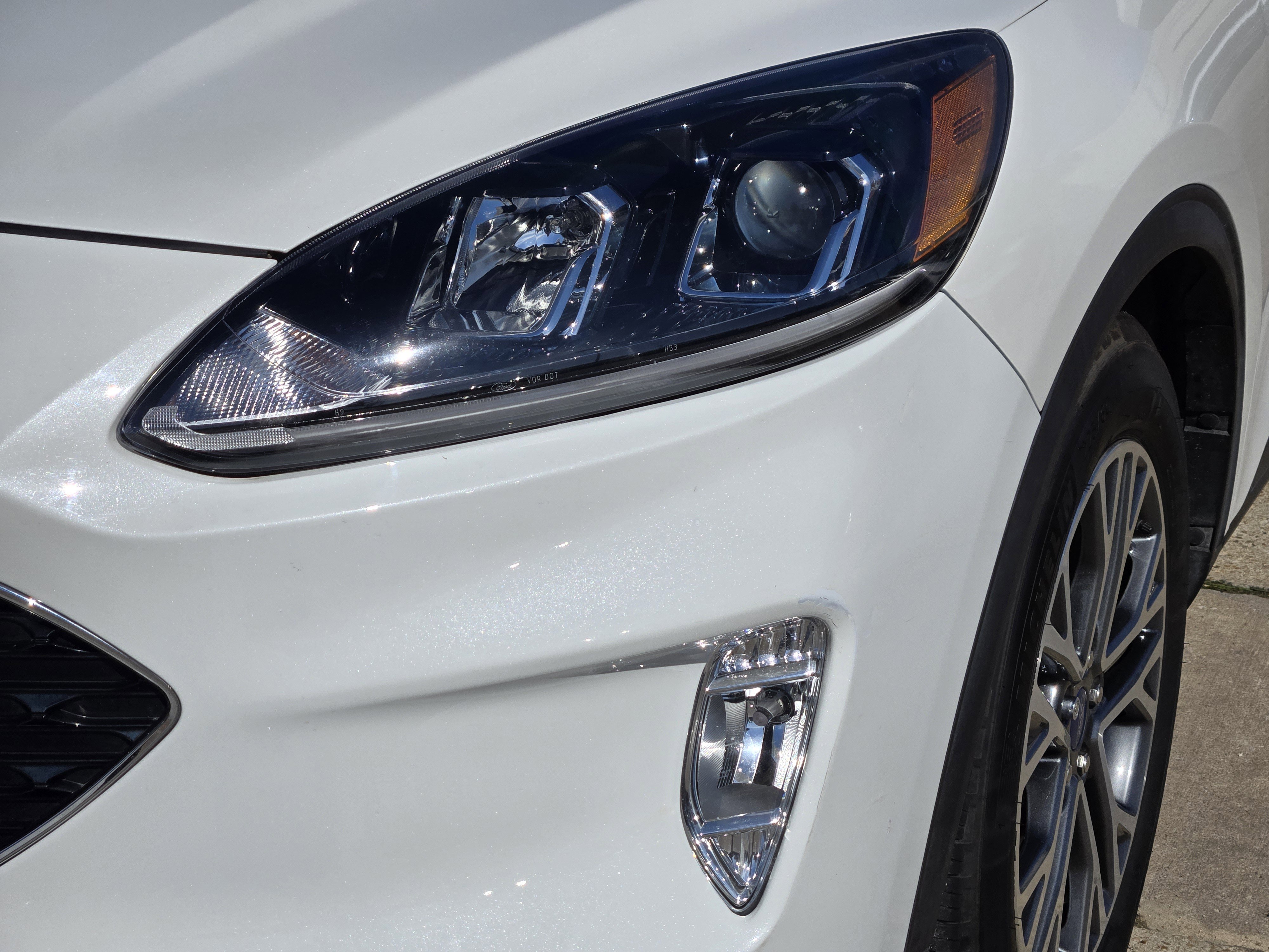 Certified 2020 Ford Escape SEL image 6