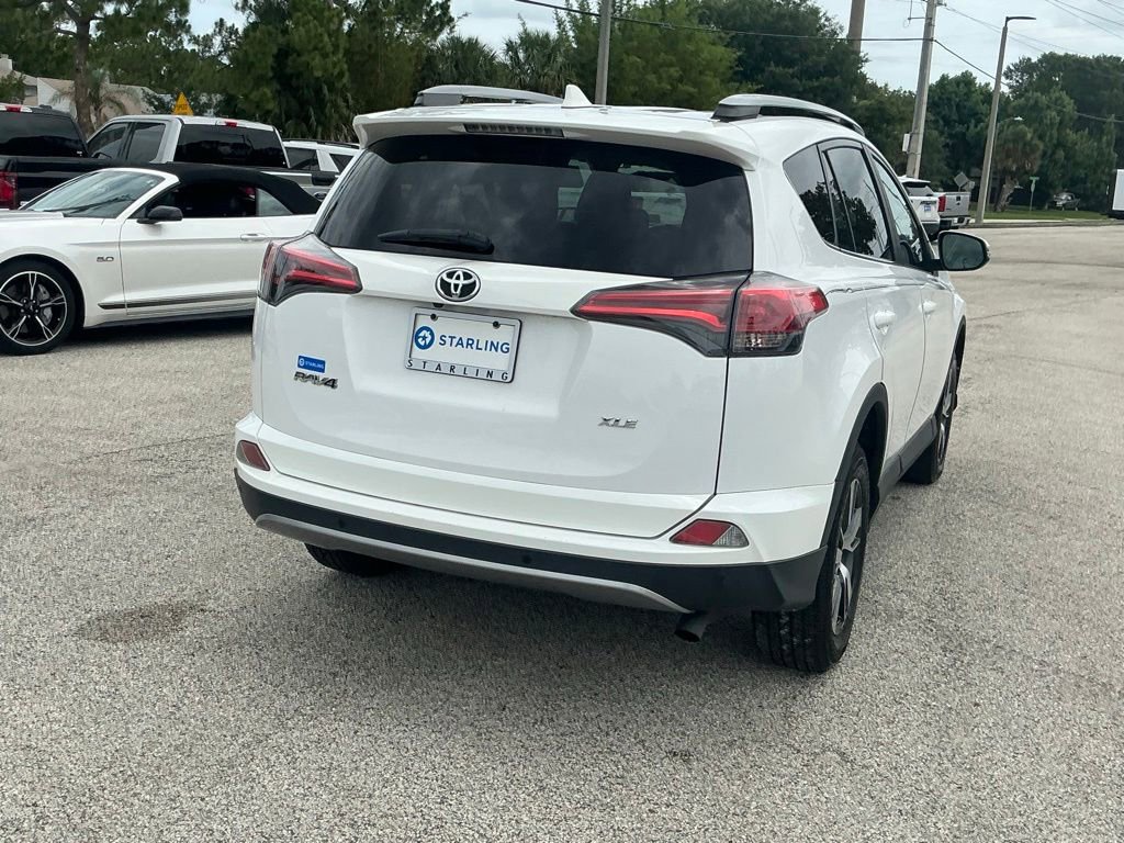 Used 2017 Toyota RAV4 XLE FWD image 11