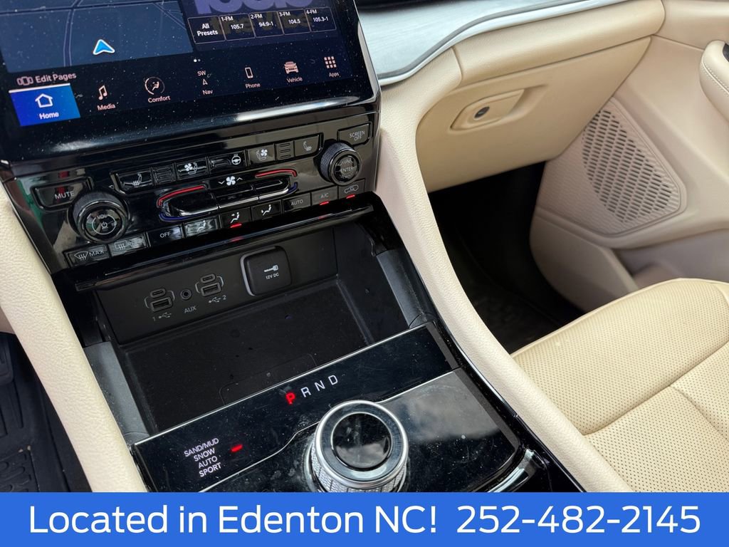 Used 2023 Jeep Grand Cherokee L Limited w/ Luxury Tech Group II AWD/4WD image 25