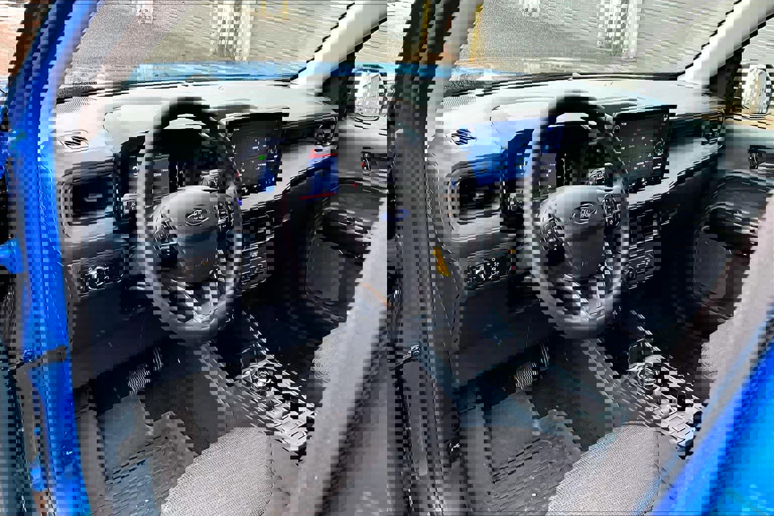 Certified 2025 Ford Maverick XL image 17