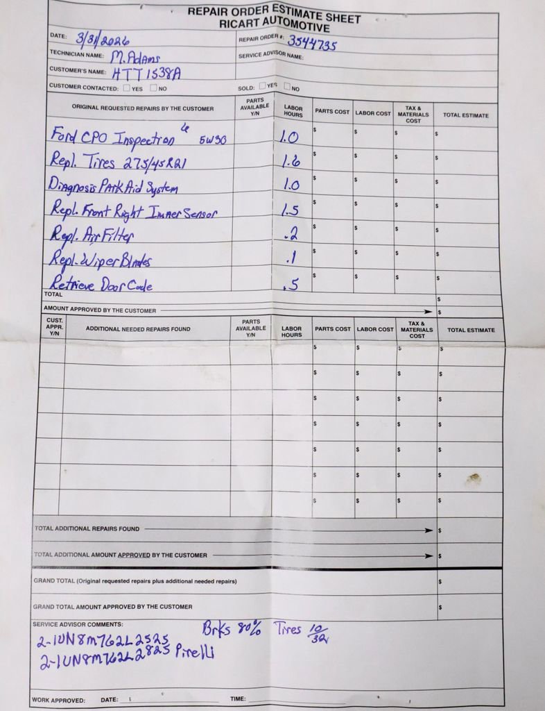 Certified 2022 Ford Explorer Platinum w/ Equipment Group 601A image 13