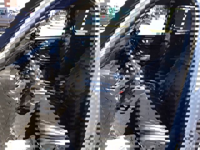 Certified 2022 Ford Explorer XLT w/ Equipment Group 202A image 10