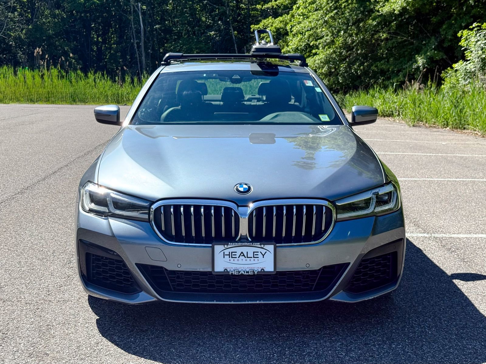 Used 2021 BMW 530i xDrive w/ M Sport Package AWD/4WD image 2