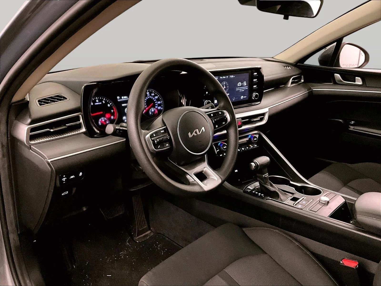 Used 2022 Kia K5 LXS image 12