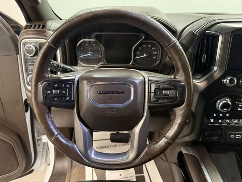 Used 2021 GMC Sierra 3500 Denali w/ Denali Ultimate Package image 22