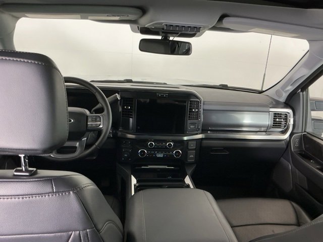 Certified 2025 Ford F350 Lariat w/ Black Appearance Package image 28