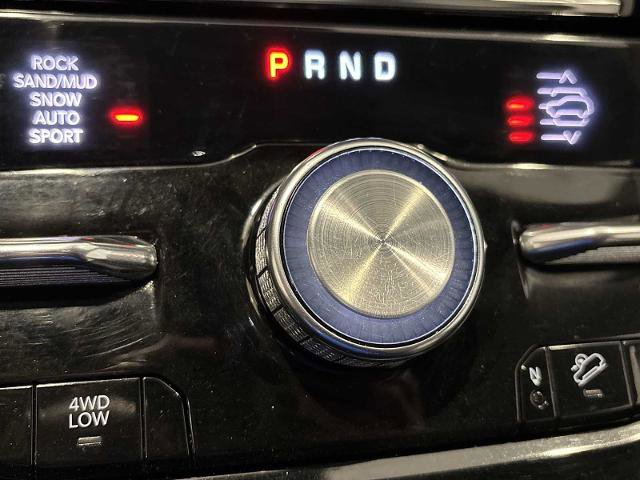 Used 2021 Jeep Grand Cherokee L Overland w/ Advanced Protech Group III image 15