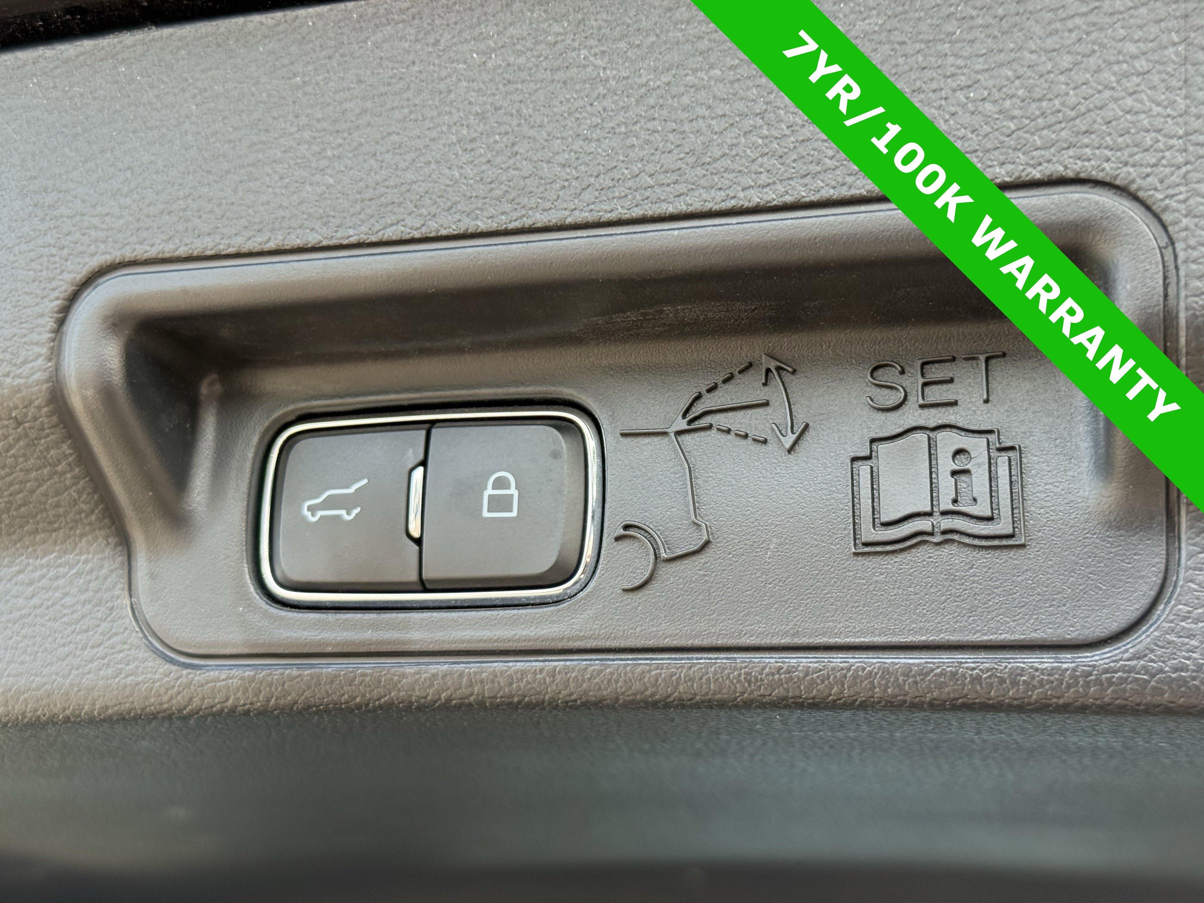 Certified 2025 Ford Explorer ST image 14