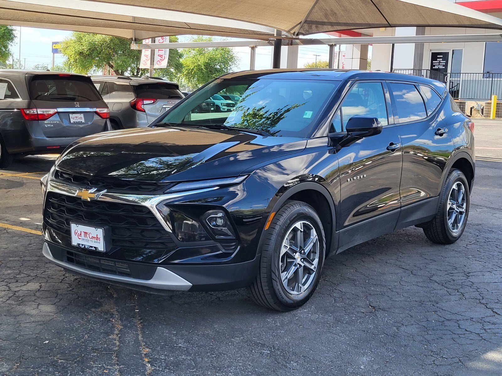Used 2025 Chevrolet Blazer LT image 7