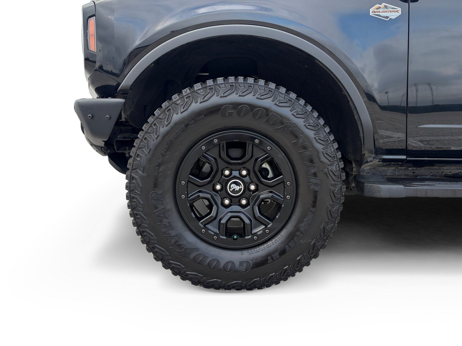 Certified 2024 Ford Bronco Wildtrak AWD/4WD image 9
