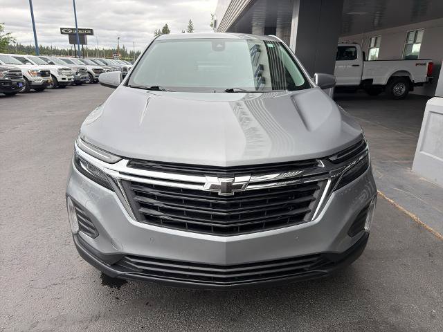 Used 2023 Chevrolet Equinox LT w/ Driver Convenience Package AWD/4WD image 2