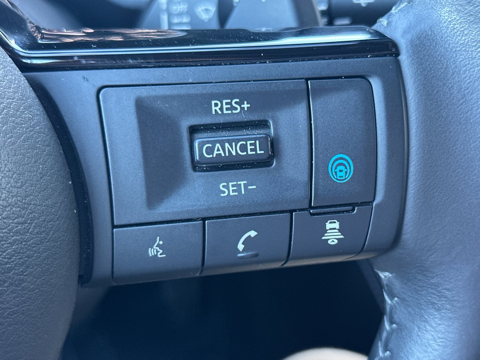 Used 2021 Nissan Rogue SL w/ Premium Package FWD image 29