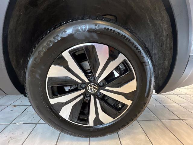 Used 2024 Volkswagen Atlas SE AWD/4WD image 25