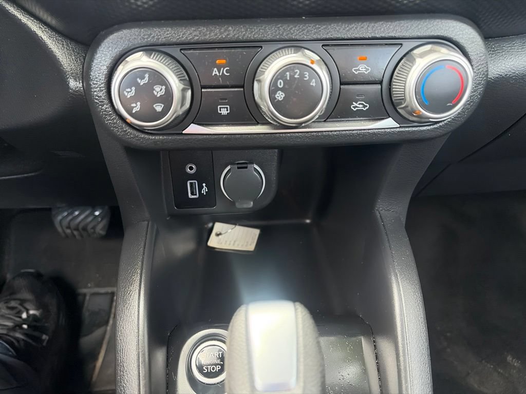 Used 2023 Nissan Kicks S FWD image 13