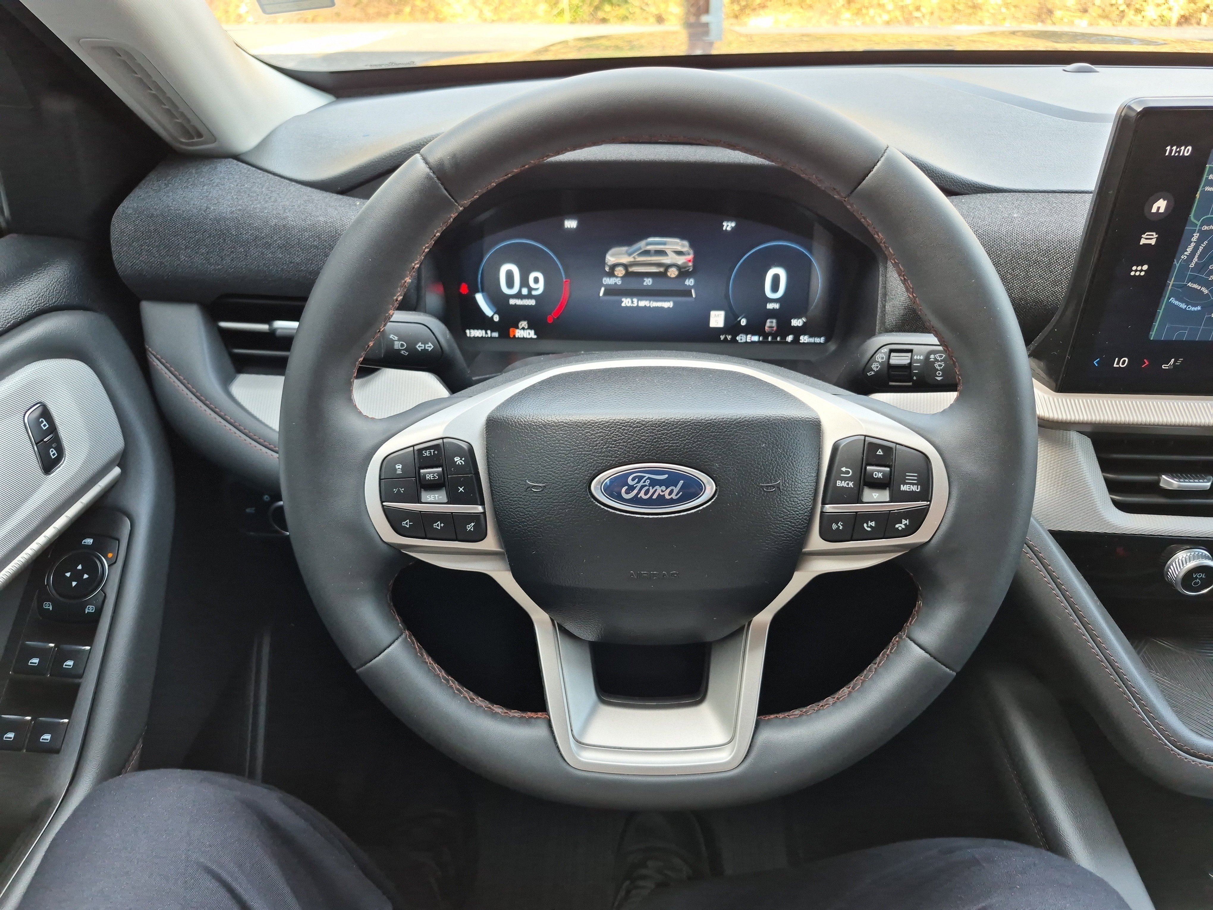 Certified 2025 Ford Explorer Active image 29